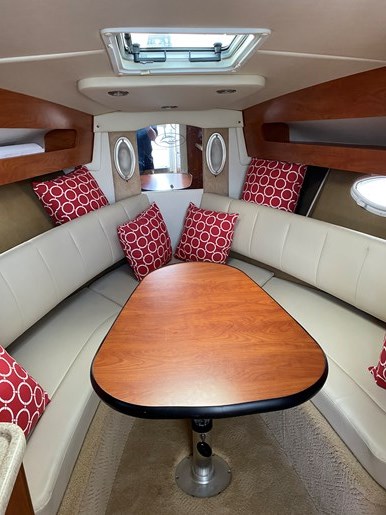2011 Rinker 280 Express Cruiser Photo 17 of 24