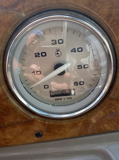 2011 Rinker 280 Express Cruiser Photo 6 of 24