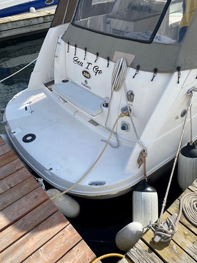 2011 Rinker 280 Express Cruiser Photo 2 of 24
