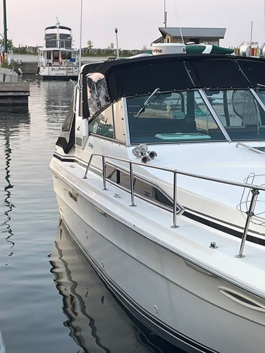 1989 Sea Ray 340 Express Photo 7 of 25
