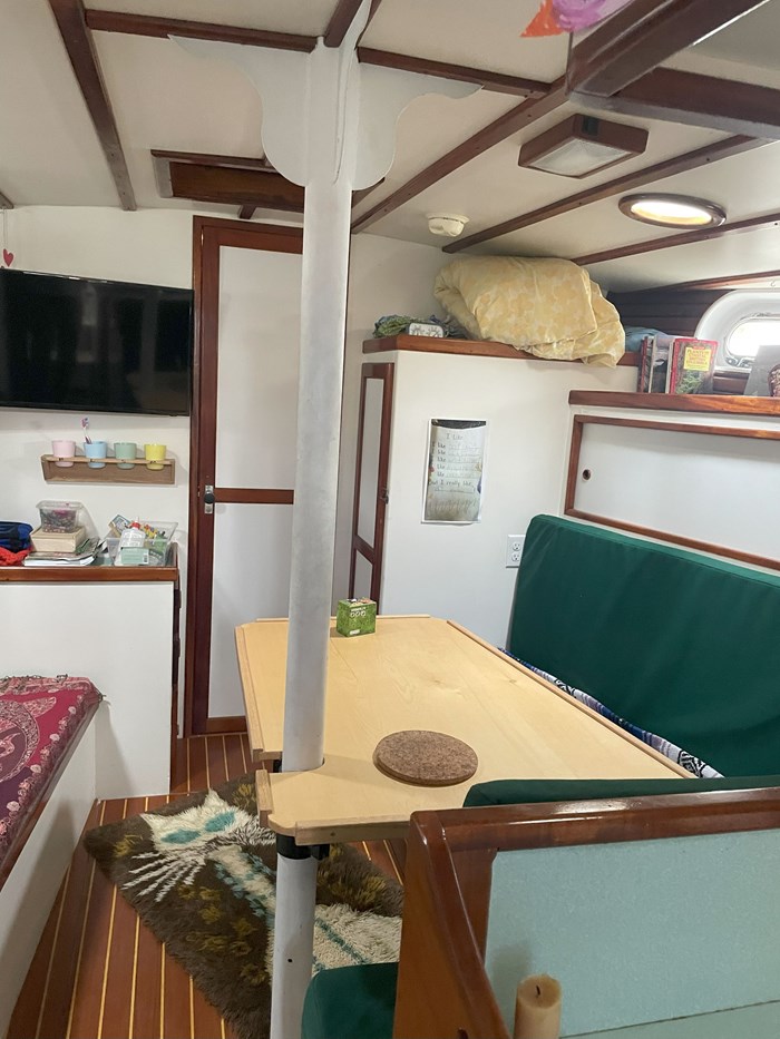 1994 Ted Brewer Alaska 43 Pilothouse Photo 5 of 36
