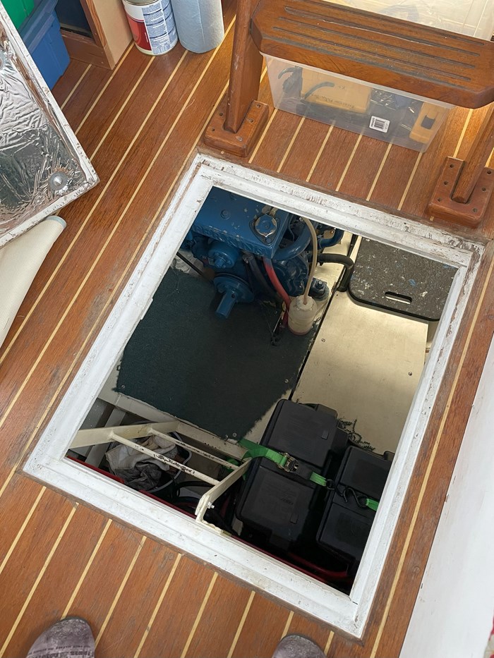 1994 Ted Brewer Alaska 43 Pilothouse Photo 14 of 36