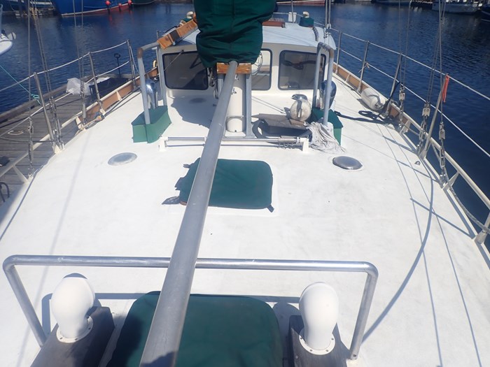 1994 Ted Brewer Alaska 43 Pilothouse Photo 22 of 36