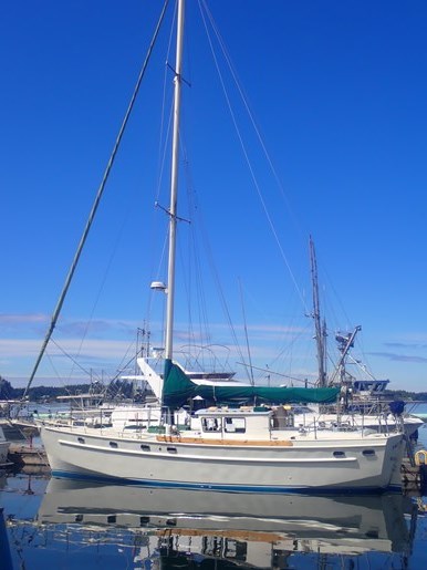 1994 Ted Brewer Alaska 43 Pilothouse Photo 23 of 36