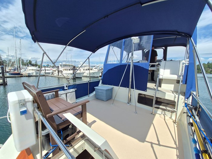 1977 Tollycraft 34 Tri Cabin Photo 10 of 50