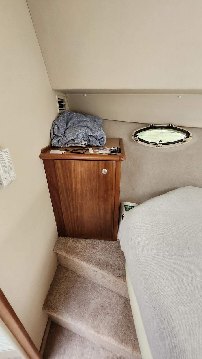 1998 Silverton 322 Aft Photo 31 of 42