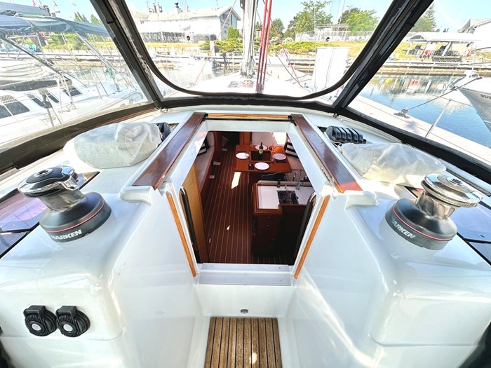 2011 Jeanneau Sun odyssey 409 Photo 19 of 58