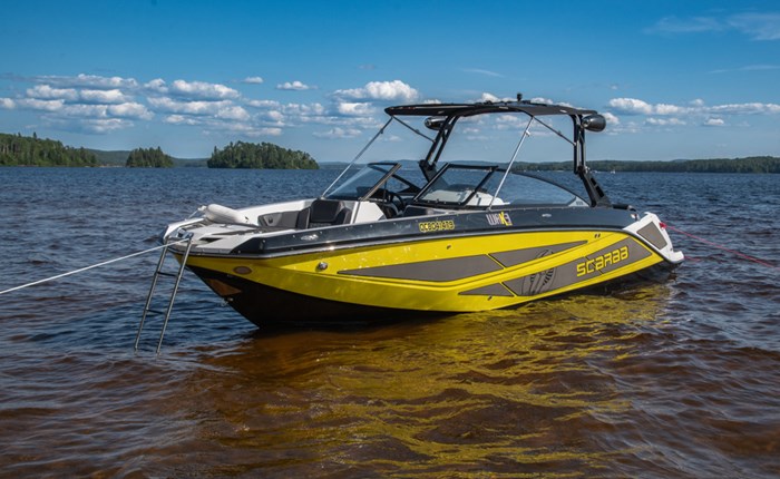 2022 Scarab 255 ID Wake Photo 1 of 7