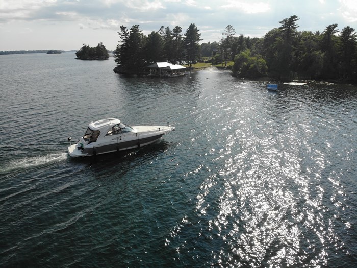 2007 Crusiers Yachts 460 Express Photo 8 of 107