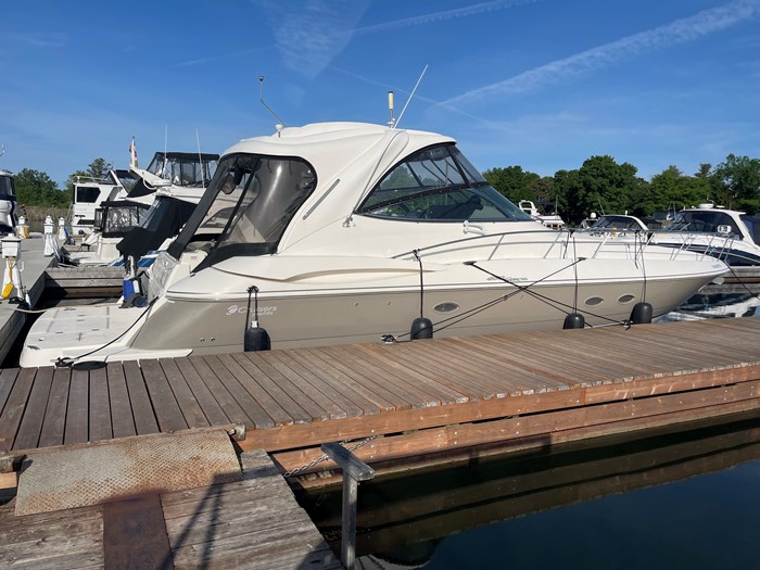 2007 Crusiers Yachts 460 Express Photo 20 of 107