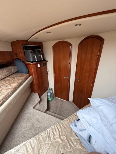 2007 Crusiers Yachts 460 Express Photo 29 of 107