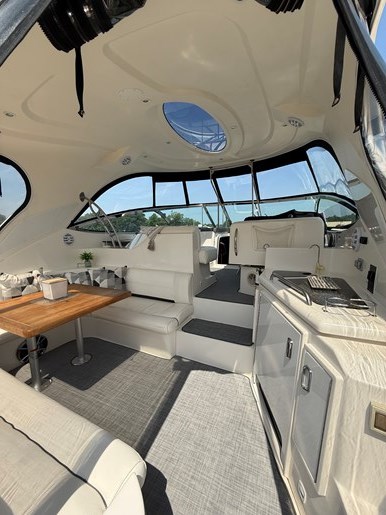 2007 Crusiers Yachts 460 Express Photo 40 of 107