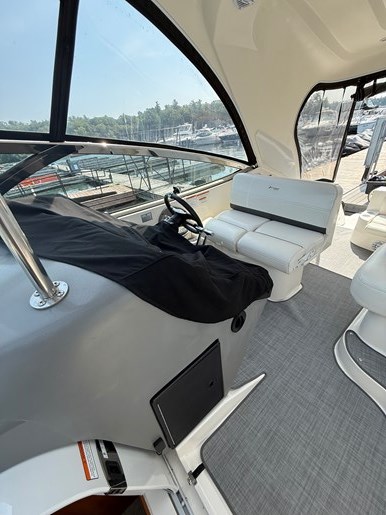 2007 Crusiers Yachts 460 Express Photo 28 of 107