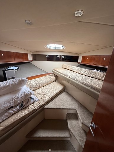 2007 Crusiers Yachts 460 Express Photo 105 of 107