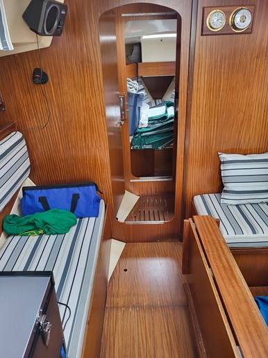 1982 Dufour Yachts Sloop Photo 5 of 20