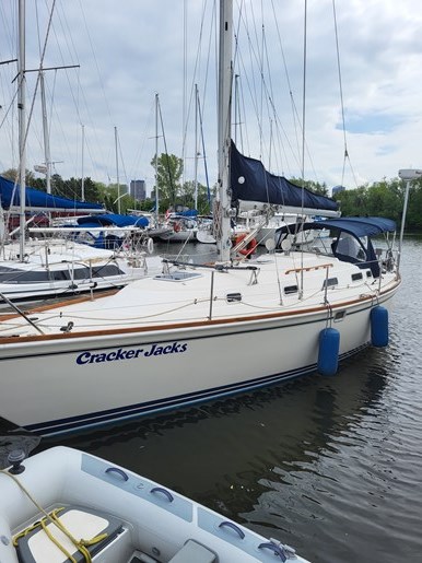 1982 Dufour Yachts Sloop Photo 15 of 20