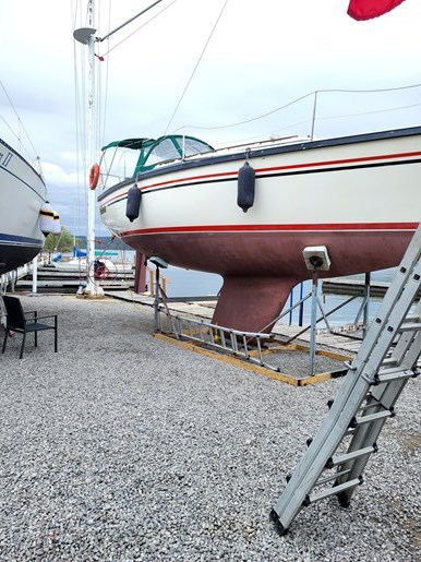 1982 Dufour Yachts Sloop Photo 16 of 20