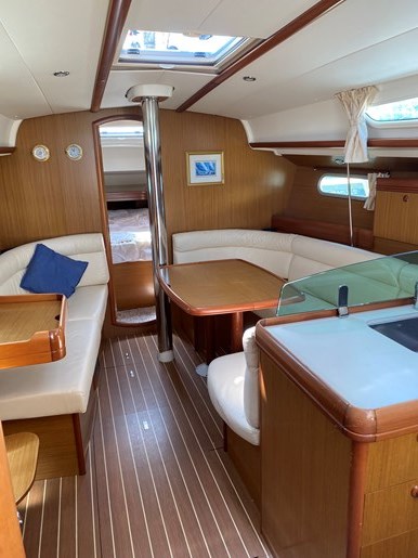 2007 Jeanneau Sun Odyssey Photo 19 of 31