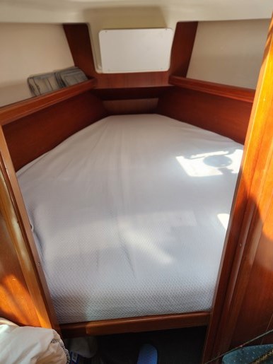 2000 Beneteau 331 Photo 16 of 18