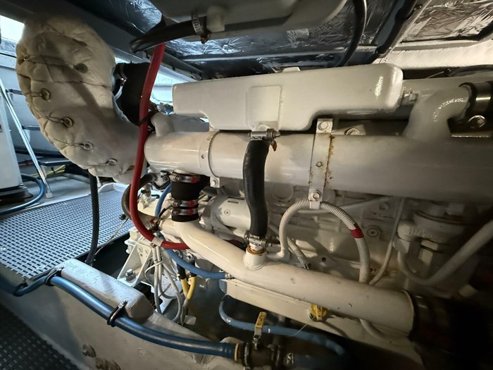 2006 Meridian 411 Sedan Bridge Photo 52 of 64