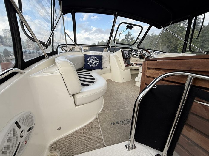 2006 Meridian 411 Sedan Bridge Photo 29 of 64