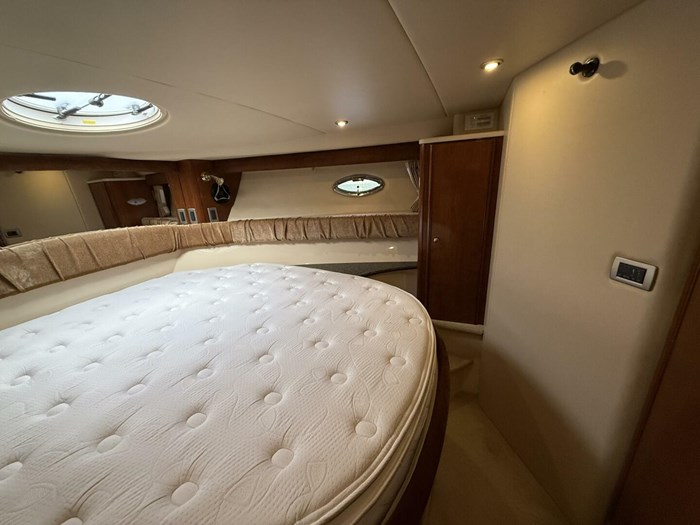 2006 Meridian 411 Sedan Bridge Photo 44 of 64