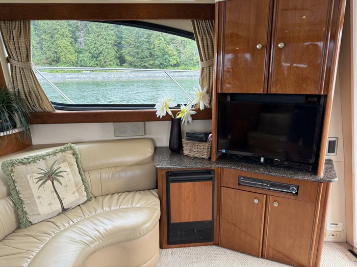 2006 Meridian 411 Sedan Bridge Photo 35 of 64