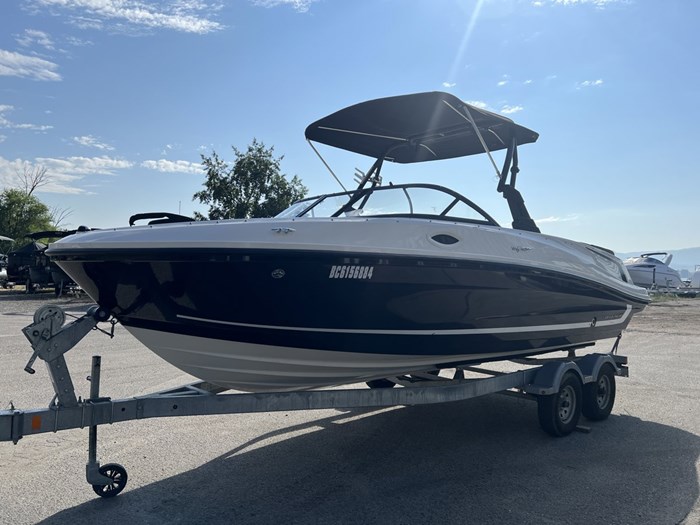 2018 Bayliner VR6 Photo 7 of 45