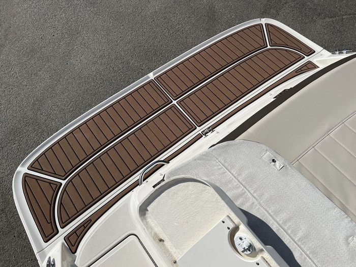 2018 Bayliner VR6 Photo 44 of 45