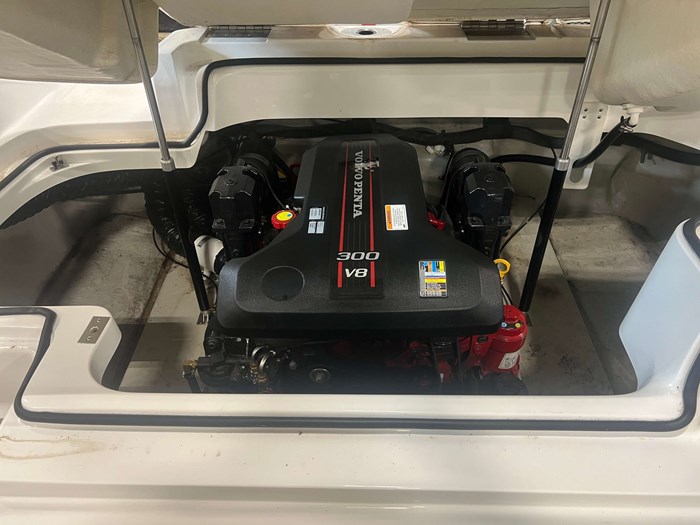 2012 Cobalt 222 Photo 18 of 22