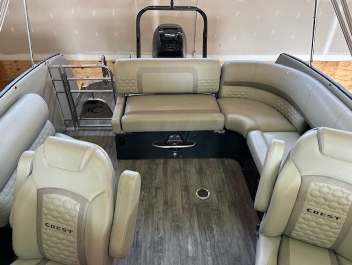 2022 Crest Pontoons Continental NX 270 SLS Photo 3 of 11