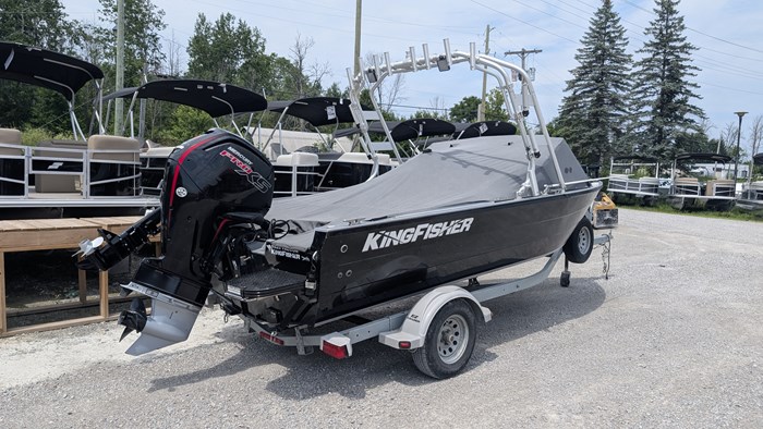 2020 KingFisher 1825 Falcon Photo 2 of 37