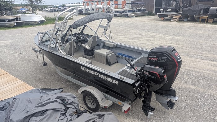 2020 KingFisher 1825 Falcon Photo 10 of 37
