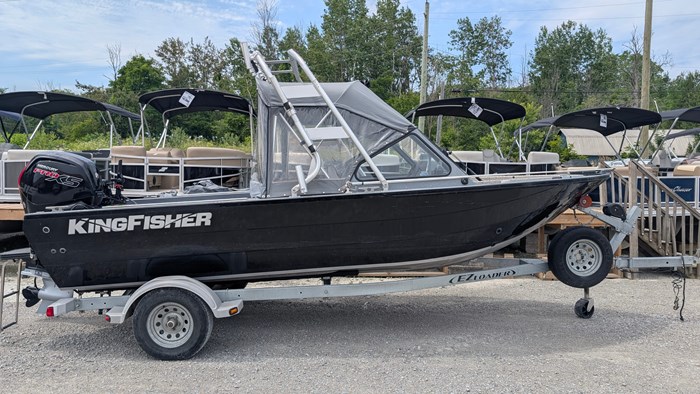 2020 KingFisher 1825 Falcon Photo 34 of 37