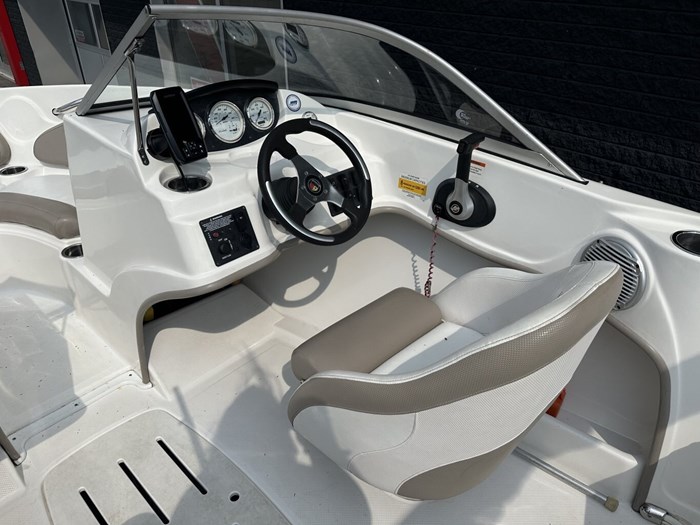 2011 Mariah Boats Inc 18.9 Photo 13 of 30