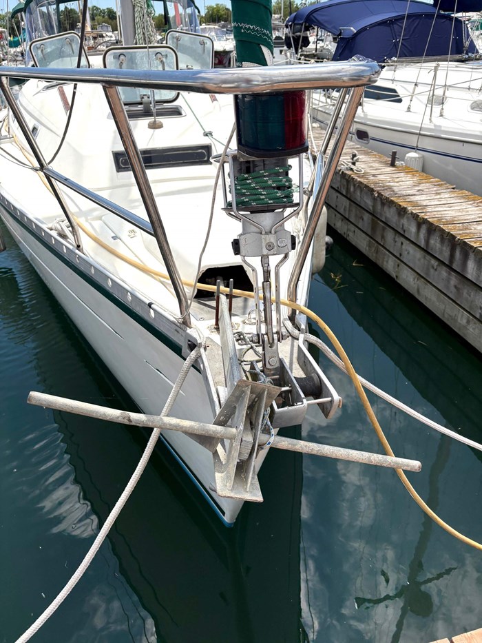 1998 Beneteau 381 Photo 34 of 34