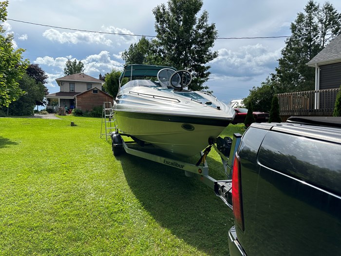 1998 CROWNLINE 266 LTD. Photo 4 of 21