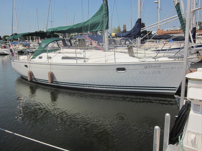 2000 Jeanneau Sun Odyssey 34.2 Photo 4 of 40
