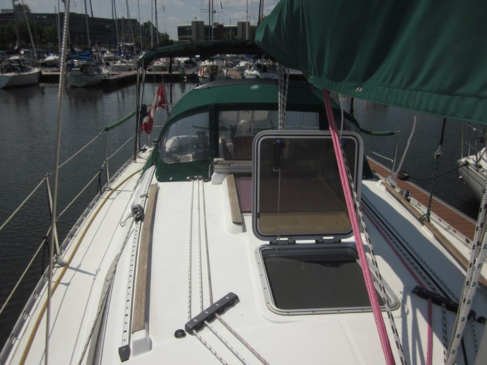 2000 Jeanneau Sun Odyssey 34.2 Photo 31 of 40