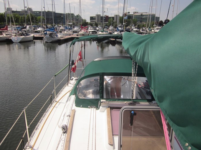 2000 Jeanneau Sun Odyssey 34.2 Photo 33 of 40