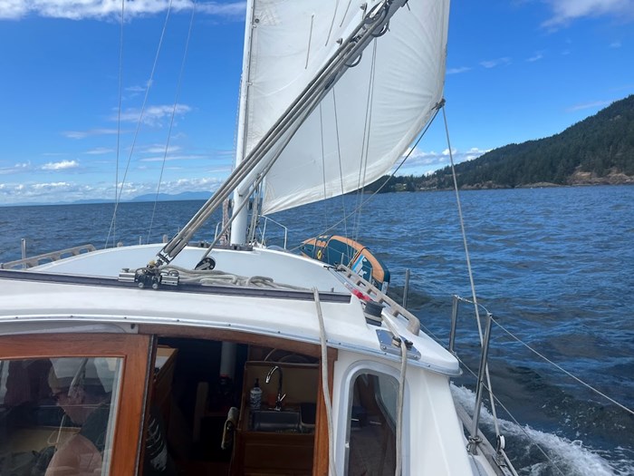 1981 Truant 370 Pilothouse Photo 24 of 24