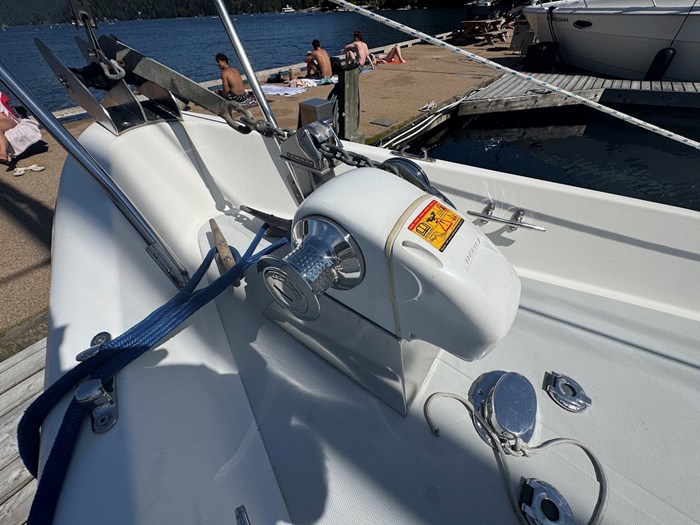 1981 Truant 370 Pilothouse Photo 19 of 24