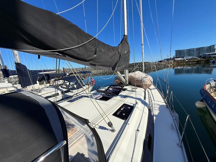 2015 Bavaria Cruiser 37 Photo 3 of 30
