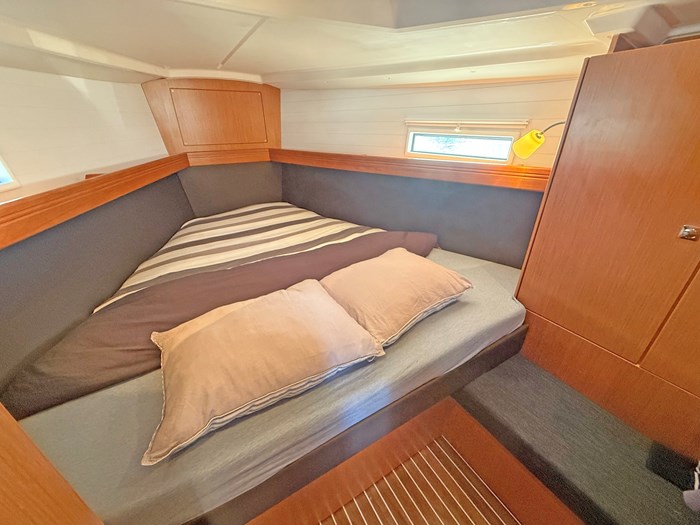 2015 Bavaria Cruiser 37 Photo 12 of 30