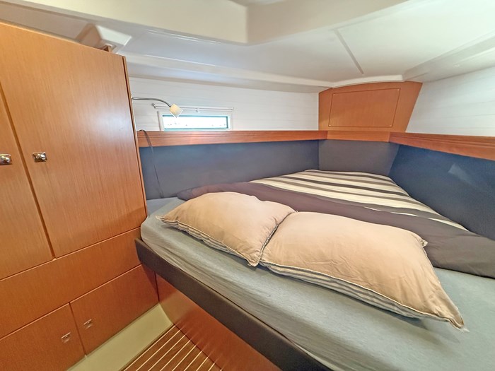 2015 Bavaria Cruiser 37 Photo 13 of 30