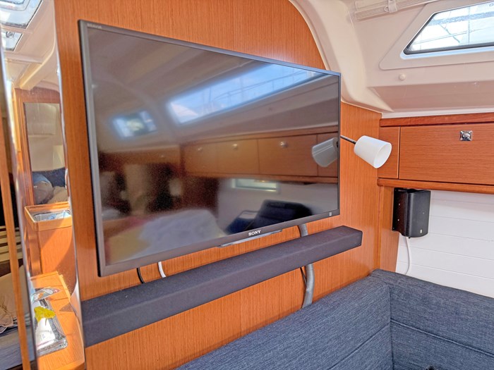 2015 Bavaria Cruiser 37 Photo 18 of 30