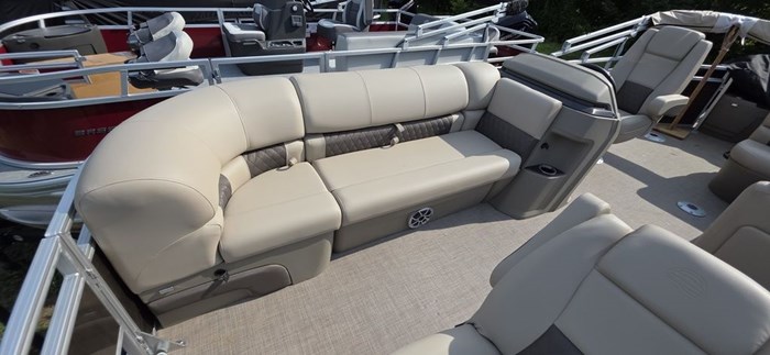 2025 Sun Tracker Sportfish™ 20 DLX Photo 9 of 17