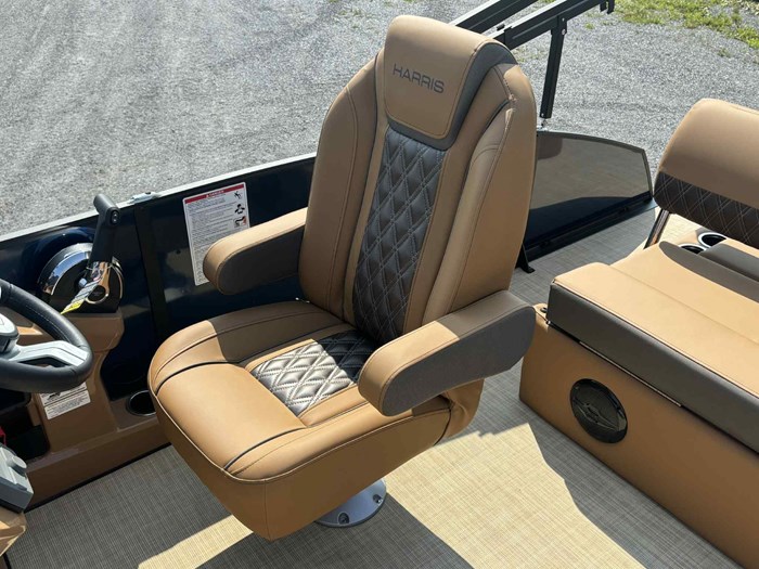 2026 Harris CRUISER 190 LUX Photo 14 of 17