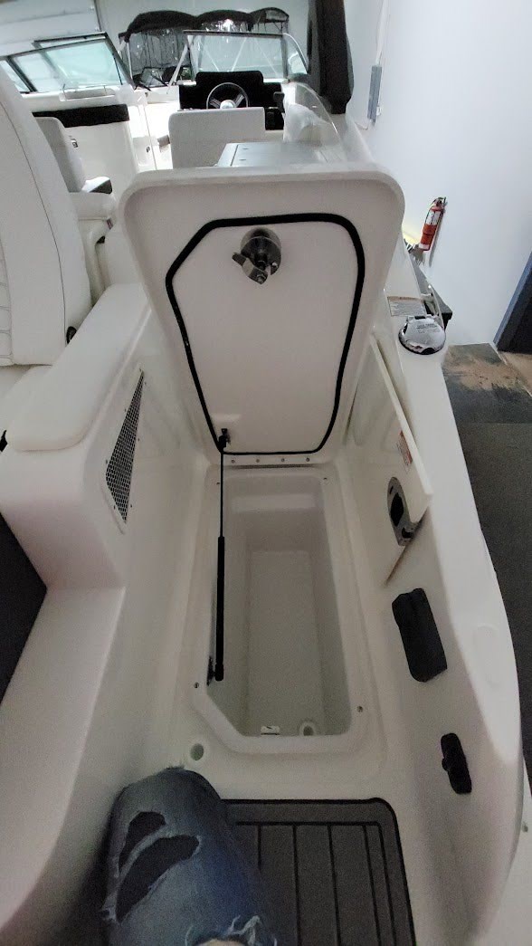 2022 Sea Ray SDX 290 Photo 12 of 29