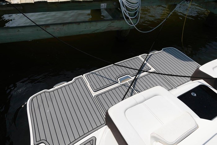 2022 Sea Ray SDX 290 Photo 22 of 29